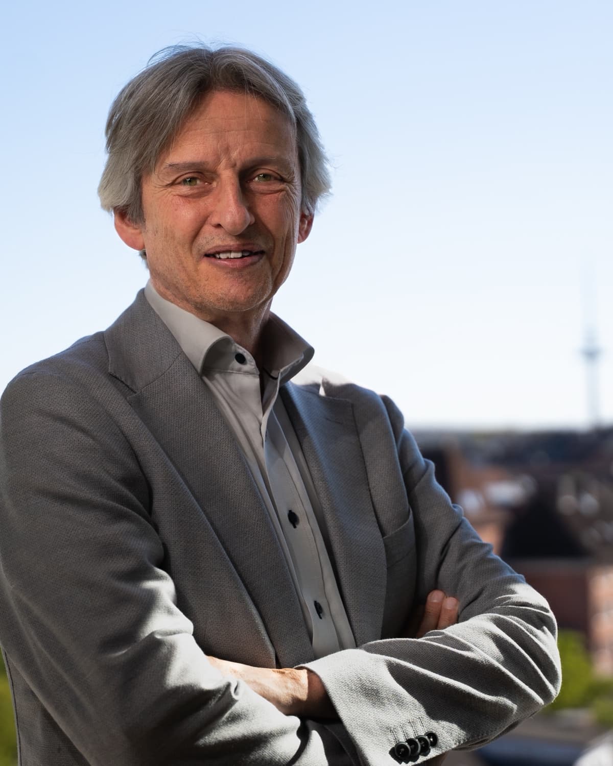 Prof. Dr. Ralph Lucius — Gründer · Strategie & Analyse